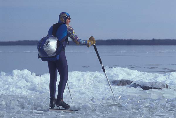 Ice skating on Björköfjärden and Lidöfjärden.