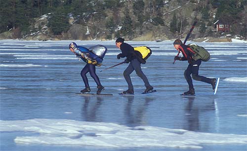 Ice skating on Björköfjärden and Lidöfjärden.