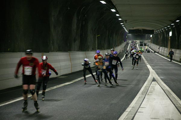 The Tunnel race