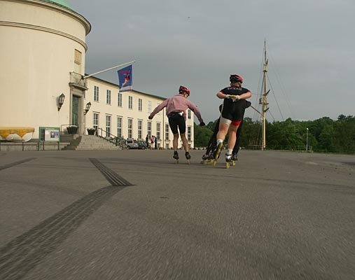 Stockholm Speedskaters, technique training with Céline Weiss.