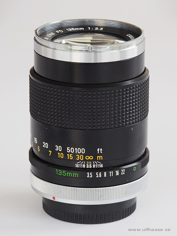 Canon lens FD 135mm f/3.5 chrome nose