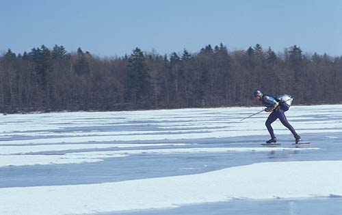 Ice skating on Björköfjärden and Lidöfjärden.