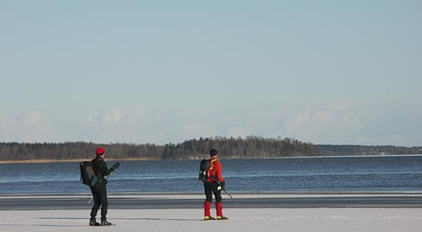 Lake Mälaren, ice skating.