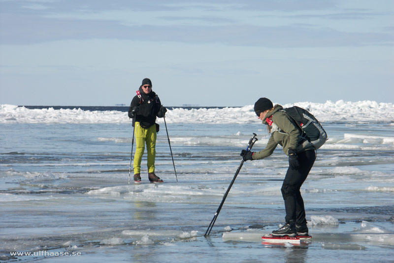 Vänern, ice skating 2013